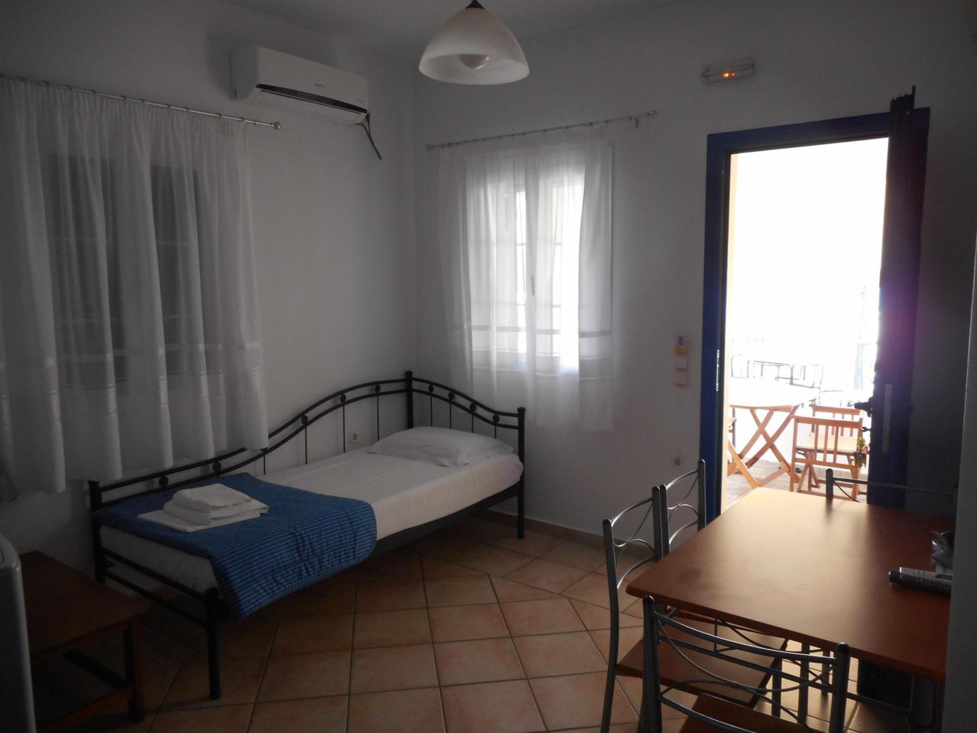 Pantonia Apartments Agia Pelagia  Екстериор снимка