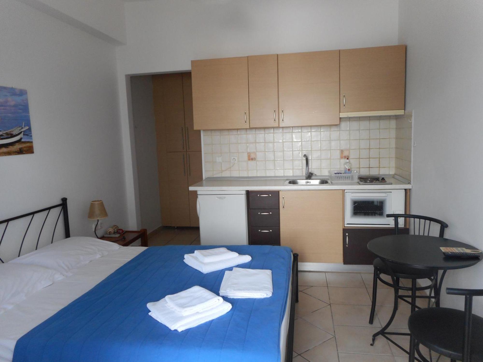Pantonia Apartments Agia Pelagia  Екстериор снимка